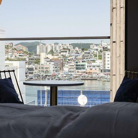 Brown Dot Hotel Hangnam Tongyeong Eksteriør bilde
